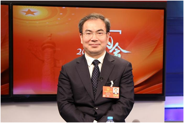 全國人大代表、張家界市市長(cháng)劉革安：扶持發(fā)展“小新星”企業(yè)，推進(jìn)企業(yè)上市“破零倍增”計劃
